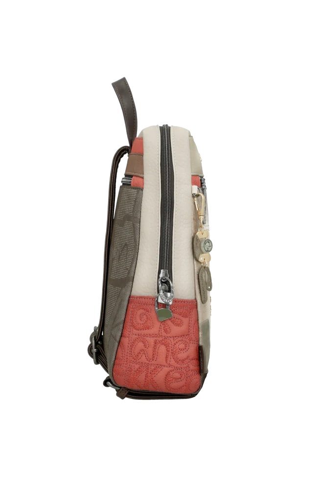 Anekke 42705-018